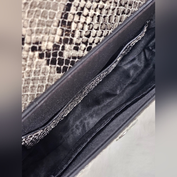 Topshop Catlin Snake Print Mini Crossbody Bag with Chain Strap - Picture 9 of 9